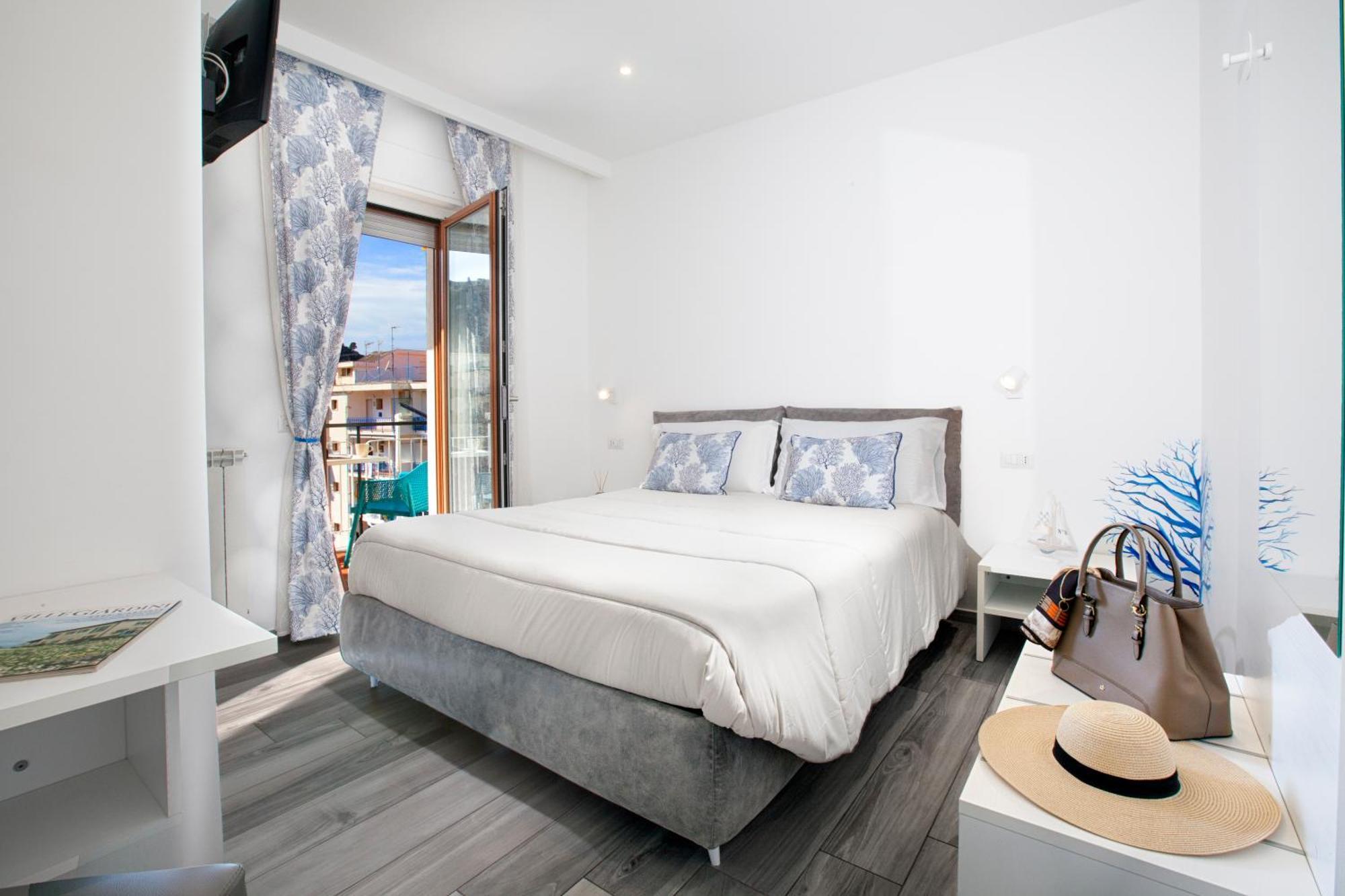 Yourhome - Maison Degli Aranci Sorrento Esterno foto