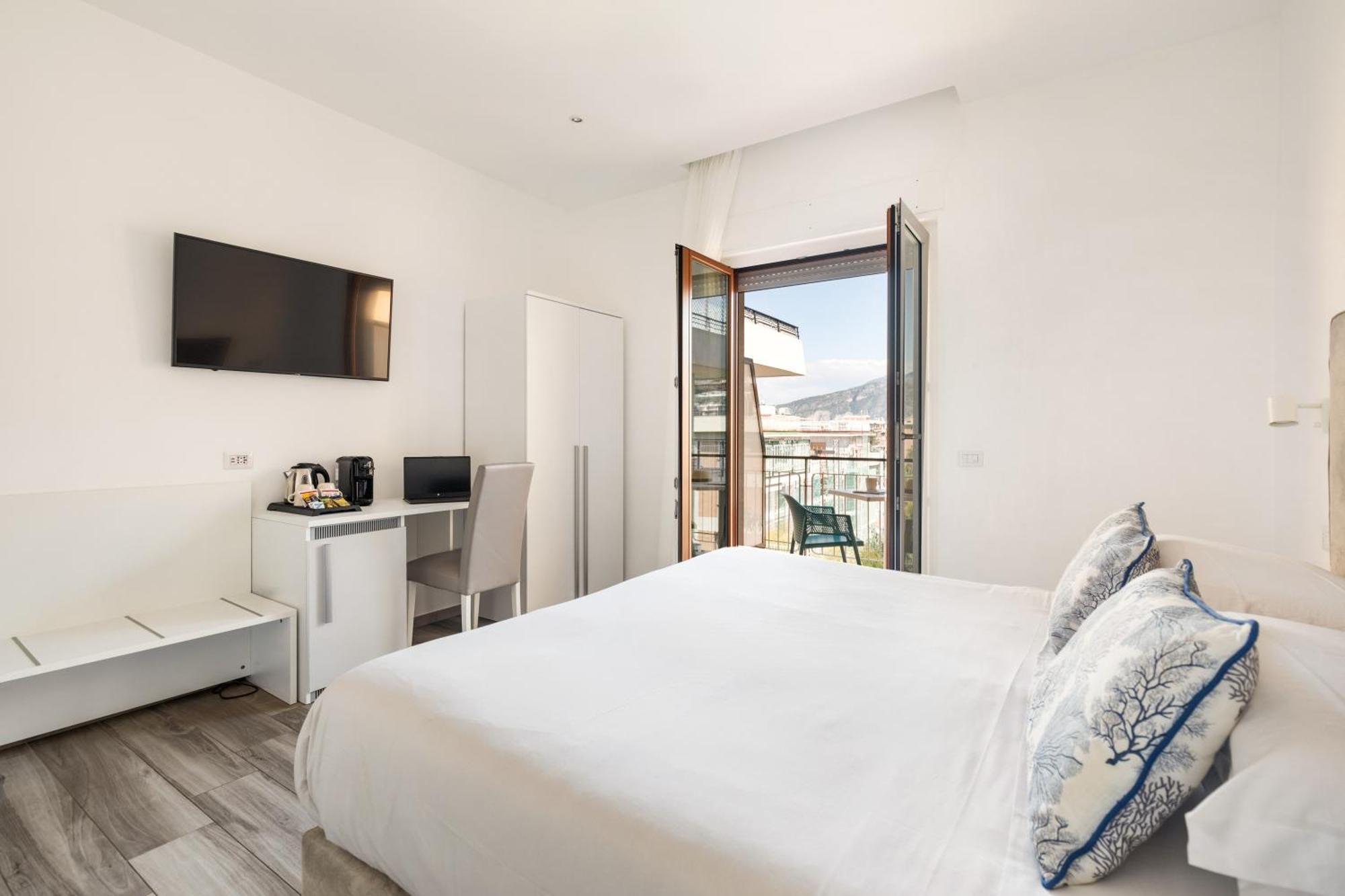 Yourhome - Maison Degli Aranci Sorrento Esterno foto